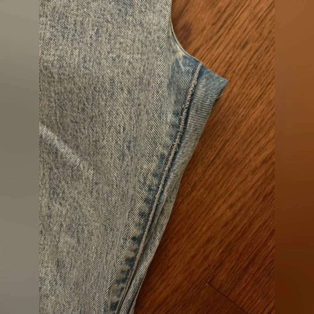 Levis levi’s red